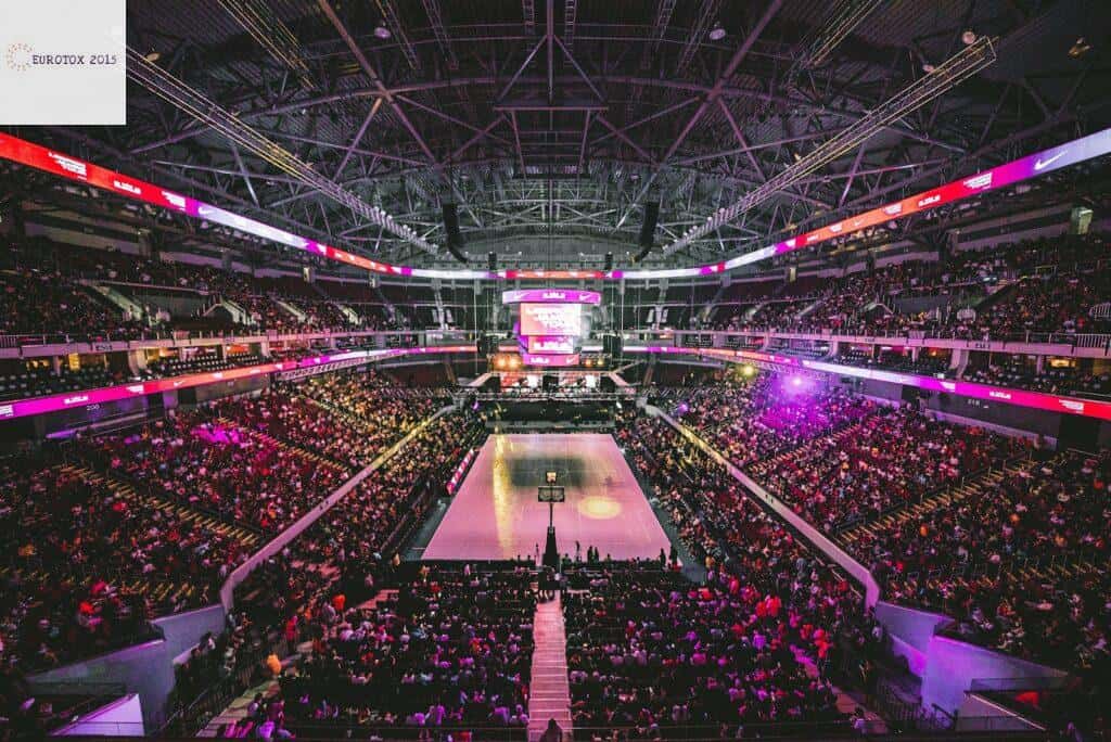 people inside the basketball court